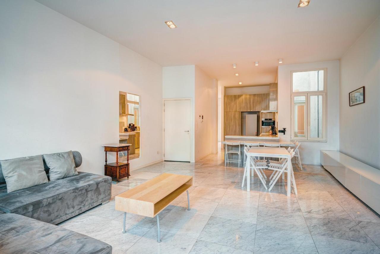 Three Bedroom Marble Apartment In The Heart Of Antverpy Exteriér fotografie
