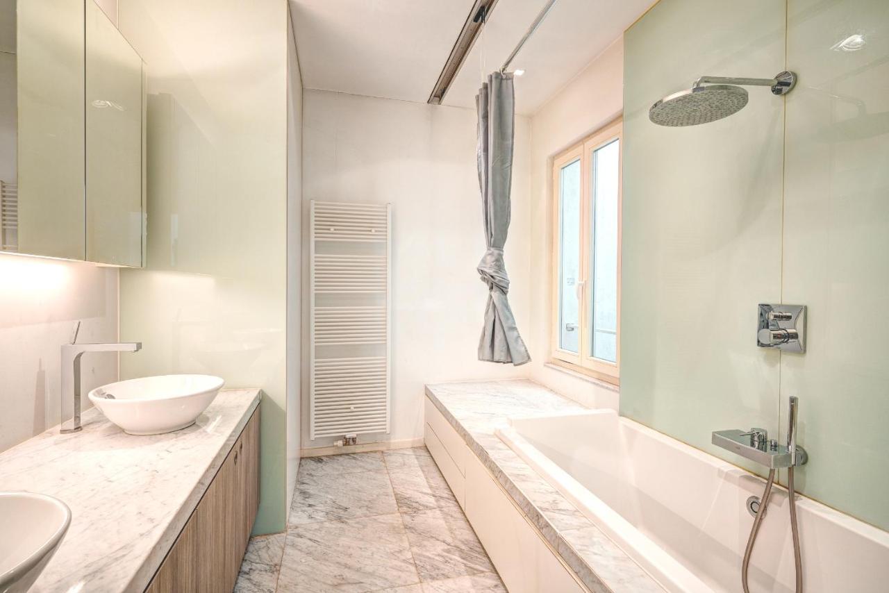 Three Bedroom Marble Apartment In The Heart Of Antverpy Exteriér fotografie